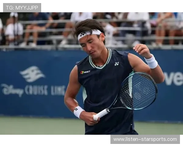 网坛最新动态：顶尖球员激烈对决引发全球关注