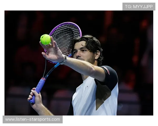 网球大满贯赛季再掀热潮：新星崛起与老将对决精彩纷呈