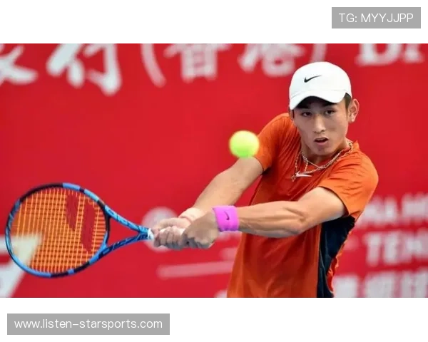 网球赛场风云再起顶尖选手激烈角逐大奖赛精彩瞬间